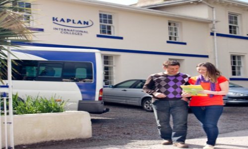 Kaplan International Torquay Dil Okulu